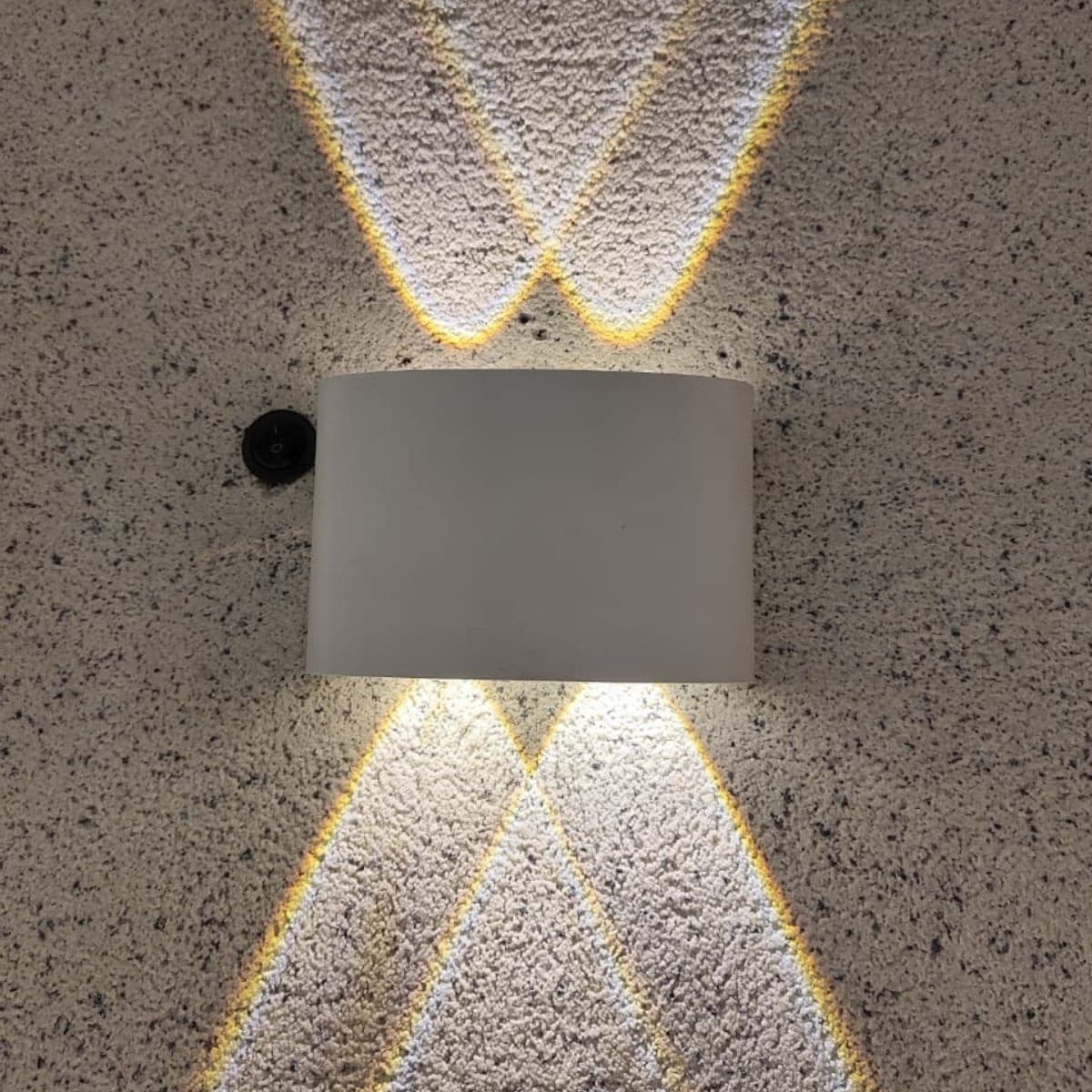 Arandela De Led 4w Retangular 2Focos c/4 Lentes 3000k Branco