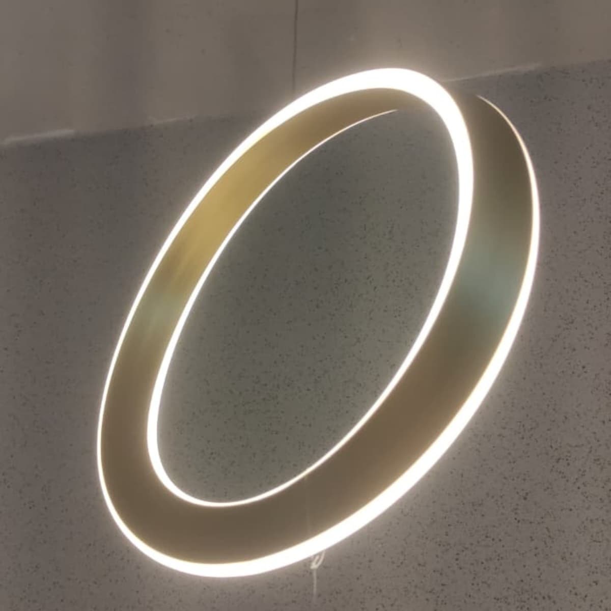 Pendente Celestial LED 46W 3000K Dourado 40cm