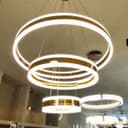 Lustre Pendente Anel Triplo LED 3000K Dourado Moderno