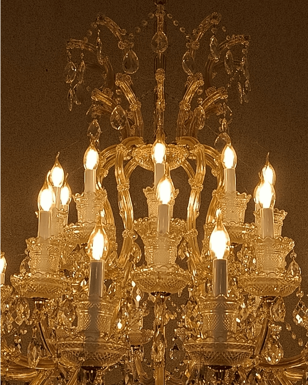 Lustre de Cristal Maria Thereza 48 Braços