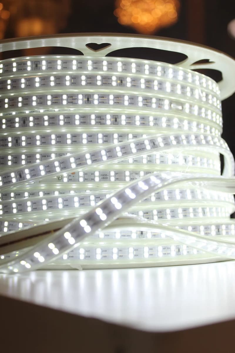 Fita 180 Leds Dupla 6500k Ip65 220v + Kit Instalação ( Mt ) Branco-frio 220v