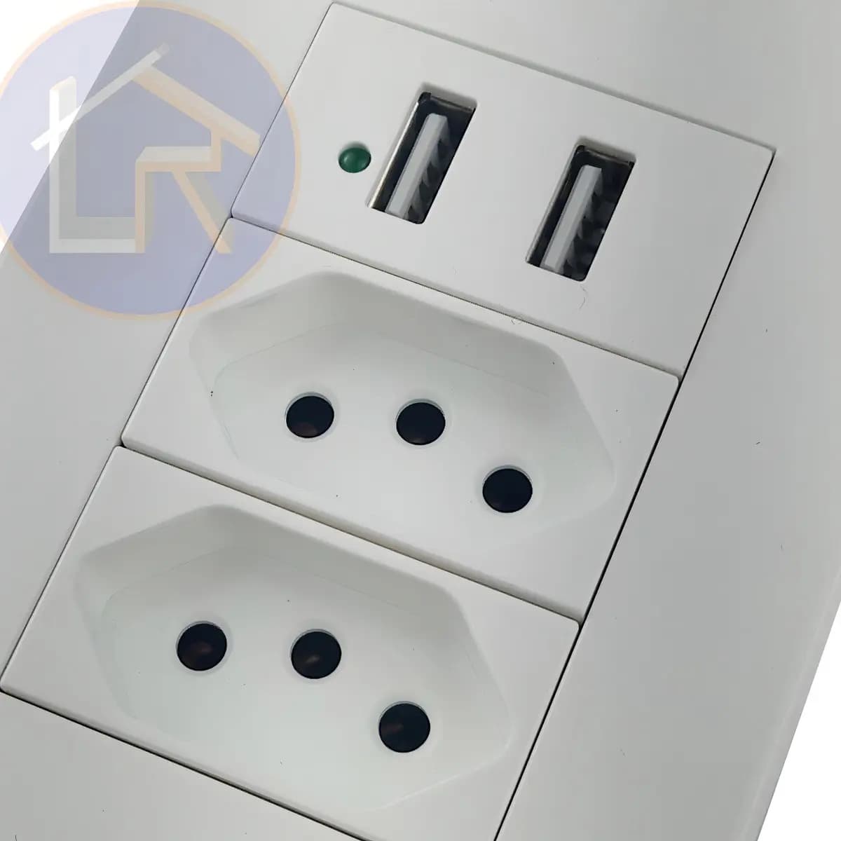 Placa 4x2 com 2 Tomadas Universal 10A + 2 USB - Soyan A8-2U2C Branco