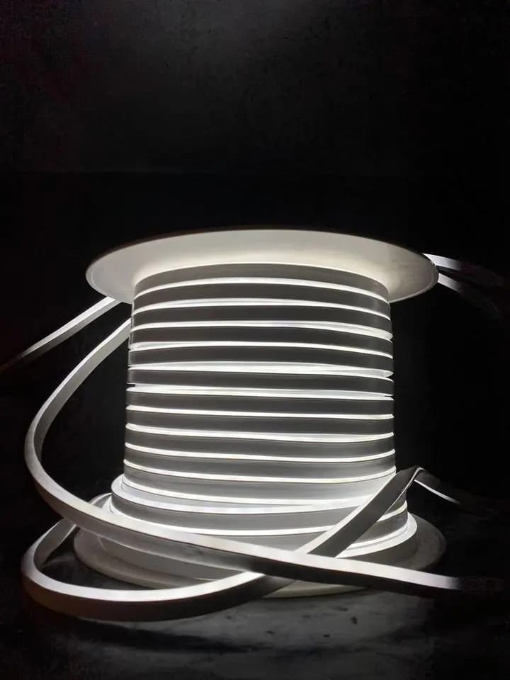 Fita Neon LED 10m - Para Sancas, Móveis e Letreiros